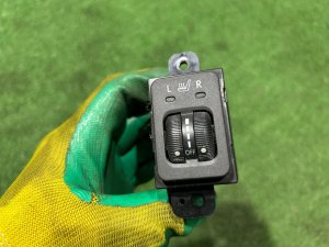 Кнопки подогрева сидений SUBARU OUTBACK OEM 83245AG020 BPE 2004 EZ30