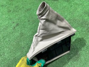 Кожух ручника SUBARU OUTBACK OEM 92123AG000WA BPE 2004 SILVER 39D, 3K3