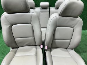 Комплект сидений кожа SUBARU OUTBACK OEM 64011AG221WA 64011AG231WA BPE 2004 SILVER 39D, 3K3