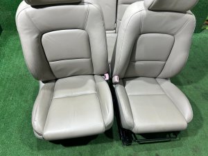 Комплект сидений кожа SUBARU OUTBACK OEM 64011AG221WA 64011AG231WA BPE 2004 SILVER 39D, 3K3