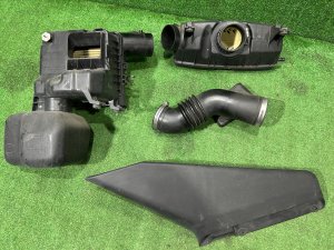 Корпус воздушного фильтра Свап SUBARU OUTBACK OEM 14435AA100 46052AG050 BPE 2004 EZ30