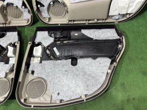 Обшивка дверей SUBARU OUTBACK OEM 94279AG180WA 94279AG190WA 94239AG700WA 94239AG710WA BPE 2004 SILVER 39D, 3K3