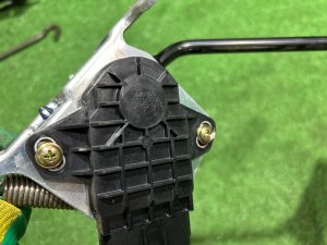 Педаль газа SUBARU OUTBACK OEM 36010AG000 BPE 2004 SILVER 39D, 3K3