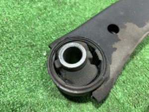 Рычаги передние SUBARU OUTBACK OEM 20202AG001 20202AG011 BPE 2004 EZ30