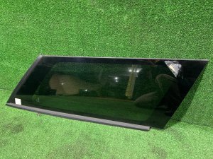 Стекло багажника правое SUBARU OUTBACK OEM 65210AG120 BPE 2004