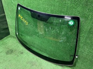 Стекло лобовое SUBARU OUTBACK OEM 65009AG070 BPE 2004