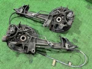 Ступицы задние SUBARU OUTBACK OEM 28473AG000 26700AG000 26692AG020 26692AG030 BPE 2004 EZ30