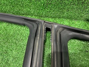 Уплотнитель дверей правый SUBARU OUTBACK OEM 63521AG000 BPE 2004 SILVER 39D, 3K3