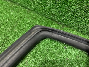 Уплотнитель дверей правый SUBARU OUTBACK OEM 63521AG000 BPE 2004 SILVER 39D, 3K3