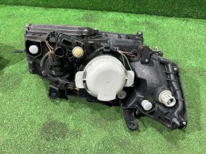 Фары Ксенон SUBARU OUTBACK OEM 84001AG021 84001AG031 BPE 2004