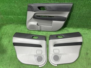 Обшивка дверей 3 штуки 94232SA200JA 94221SA300JA 94221SA310JA SUBARU FORESTER