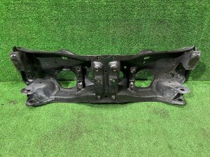 Балка передняя SUBARU LEGACY LANCASTER OEM 20101AE013 BHE BEE 2001 EZ30 AT