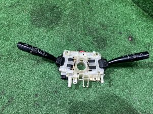 Блок подрулевых переключателей оптитрон 83111AE050 83111AE030 SUBARU LEGACY LANCASTER