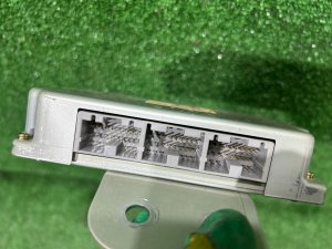 Блок управления акпп SUBARU LEGACY LANCASTER OEM 31711AF750 BHE 2001 EZ30 AT