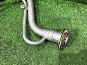 Горловина бензобака SUBARU LEGACY LANCASTER OEM 42066AE100 BHE BH9 BH5 BE5 BE9 BEE 2001 SILVER/GREY 1U2