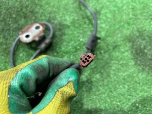 Датчик ABS передний левый SUBARU LEGACY LANCASTER OEM 27540AE030 BHE BH9 2001 EZ30 AT