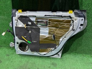 Дверь задняя правая SUBARU LEGACY LANCASTER OEM 60400AE420 BHE BH9 2001 SILVER/GREY 1U2