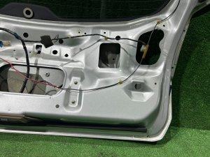 Дверь пятая SUBARU LEGACY LANCASTER OEM 60800AE040 BHE BH9 BH5 2001 SILVER/GREY 1U2