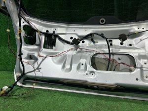 Дверь пятая SUBARU LEGACY LANCASTER OEM 60800AE040 BHE BH9 BH5 2001 SILVER/GREY 1U2