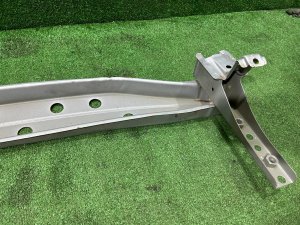 Жесткость бампера задняя SUBARU LEGACY LANCASTER OEM 57711AE040 BH9 BHE 2001 SILVER/GREY 1U2