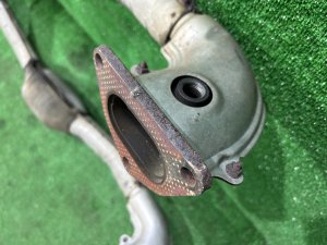 Выпускной коллектор БЕЗ КАТАЛИЗАТОРА !!! SUBARU LEGACY LANCASTER OEM 44101AE050 BHE BEE 2001 EZ30 AT