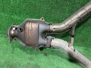 Выпускной коллектор БЕЗ КАТАЛИЗАТОРА !!! SUBARU LEGACY LANCASTER OEM 44101AE050 BHE BEE 2001 EZ30 AT
