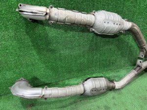 Выпускной коллектор БЕЗ КАТАЛИЗАТОРА !!! SUBARU LEGACY LANCASTER OEM 44101AE050 BHE BEE 2001 EZ30 AT