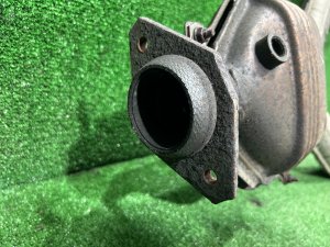 Выпускной коллектор БЕЗ КАТАЛИЗАТОРА !!! SUBARU LEGACY LANCASTER OEM 44101AE050 BHE BEE 2001 EZ30 AT