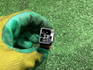 Кнопка VDC SUBARU LEGACY LANCASTER OEM 83001AE100 BHE BH9 BH5 2001 EZ30 AT