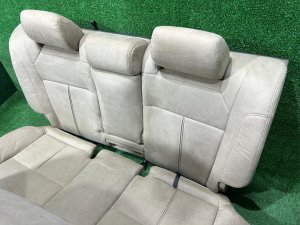 Комплект сидений SUBARU LEGACY LANCASTER OEM 64010AE700GE 64010AE710GE 64231AE360GE 64221AE130GE BHE BH9 BH5 2001 SILVER/GREY 1U2