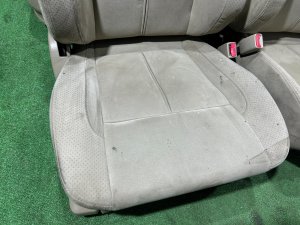 Комплект сидений SUBARU LEGACY LANCASTER OEM 64010AE700GE 64010AE710GE 64231AE360GE 64221AE130GE BHE BH9 BH5 2001 SILVER/GREY 1U2