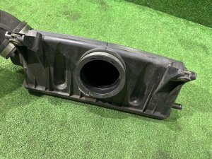 Корпус воздушного фильтра под СВАП SUBARU LEGACY LANCASTER OEM 14435AA074 46051AE000 46052AE000 46040FE010 46023FC041 BHE BEE 2001 EZ30 AT