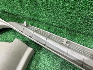 Накладки на пороги SUBARU LEGACY LANCASTER OEM 94060AE000GE 94060AE010GE 94061AE000GE 94061AE010GE BHE BH9 BH5 2001 SILVER/GREY 1U2