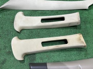 Обшивка стоек SUBARU LEGACY LANCASTER OEM 94010AE020GF 94010AE030GF 94012AE020GF 94022AE020AD 94022AE030AD BHE BH9 BH5 2001 SILVER/GREY 1U2