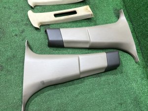 Обшивка стоек SUBARU LEGACY LANCASTER OEM 94010AE020GF 94010AE030GF 94012AE020GF 94022AE020AD 94022AE030AD BHE BH9 BH5 2001 SILVER/GREY 1U2