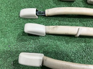 Ручки потолка крепления сетки SUBARU LEGACY LANCASTER OEM 92041AE020GF 92043AE000GF 92045AE000GF 92045AE010GF BHE 2001 SILVER/GREY 1U2