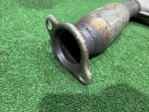 Средняя часть глушителя SUBARU LEGACY LANCASTER OEM 44200AE080 BHE BEE 2001 EZ30 AT