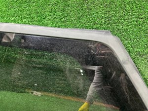 Стекло багажника левое целый молдинг SUBARU LEGACY LANCASTER OEM 65210AE260NB BHE BH9 BH5 2001