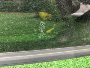 Стекло багажника левое целый молдинг SUBARU LEGACY LANCASTER OEM 65210AE260NB BHE BH9 BH5 2001