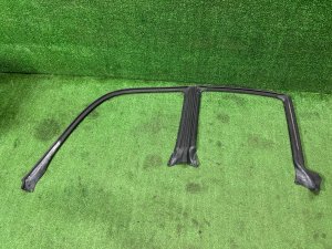 Уплотнитель дверей левый 63521AE030 SUBARU LEGACY LANCASTER