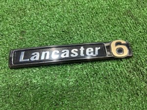 Эмблема LANCASTER SUBARU LEGACY LANCASTER OEM 93073AE650 BHE BH9 2001 SILVER/GREY 1U2