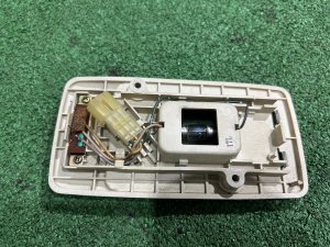 Плафон салона центральный SUBARU LEGACY LANCASTER OEM 84601AE000GF BHE 2001 EZ30 AT