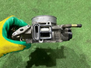 Заслонка дроссельная SUBARU LEGACY LANCASTER OEM 16114AA961 BHE 2001 EZ30 AT