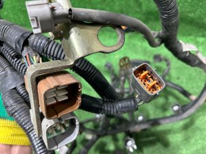 Коса двигателя SUBARU LEGACY LANCASTER OEM 24020AC335 24020AC752 BHE 2001 EZ30 AT