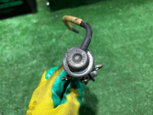 Регулятор давления топлива SUBARU LEGACY LANCASTER OEM 22670AA221 BHE 2001 EZ30 AT