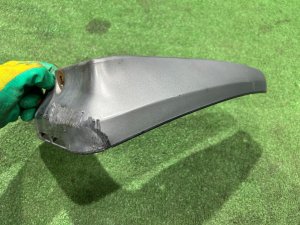 Брызговик передний правый SUBARU LEGACY LANCASTER OEM 1234567 BHE 2001 SILVER/GREY 1U2