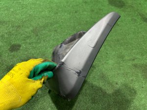 Брызговик задний правый SUBARU LEGACY LANCASTER OEM 1234567 BHE 2001 SILVER/GREY 1U2