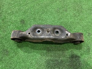 Балка редуктора SUBARU FORESTER OEM 41310AG022 SH5 2007 EJ205 MT5