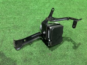 Блок abs SUBARU FORESTER OEM 27596SC011 SH5 2007 EJ205 MT5