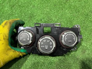 Блок климат контроля SUBARU FORESTER OEM 72311SC000 SH5 2007 EJ205 MT5